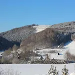 In Nahe Wald Madfeld