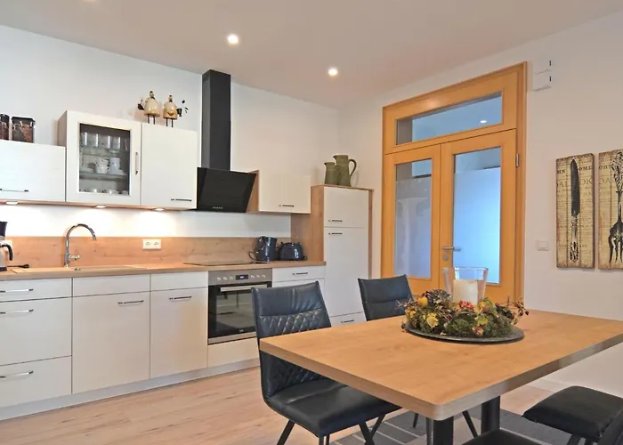 In Nahe Wald Daire Madfeld